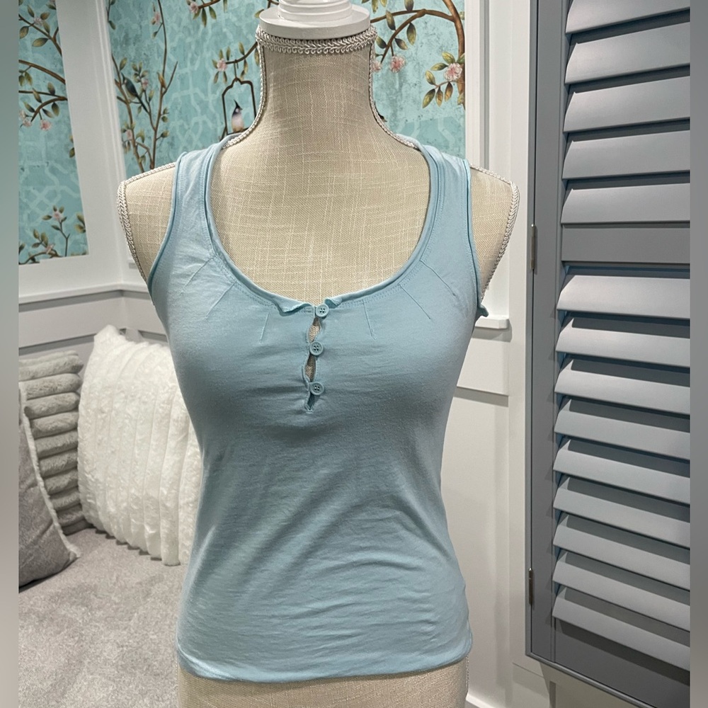 Women’s Guess tank- medium but is more like a small